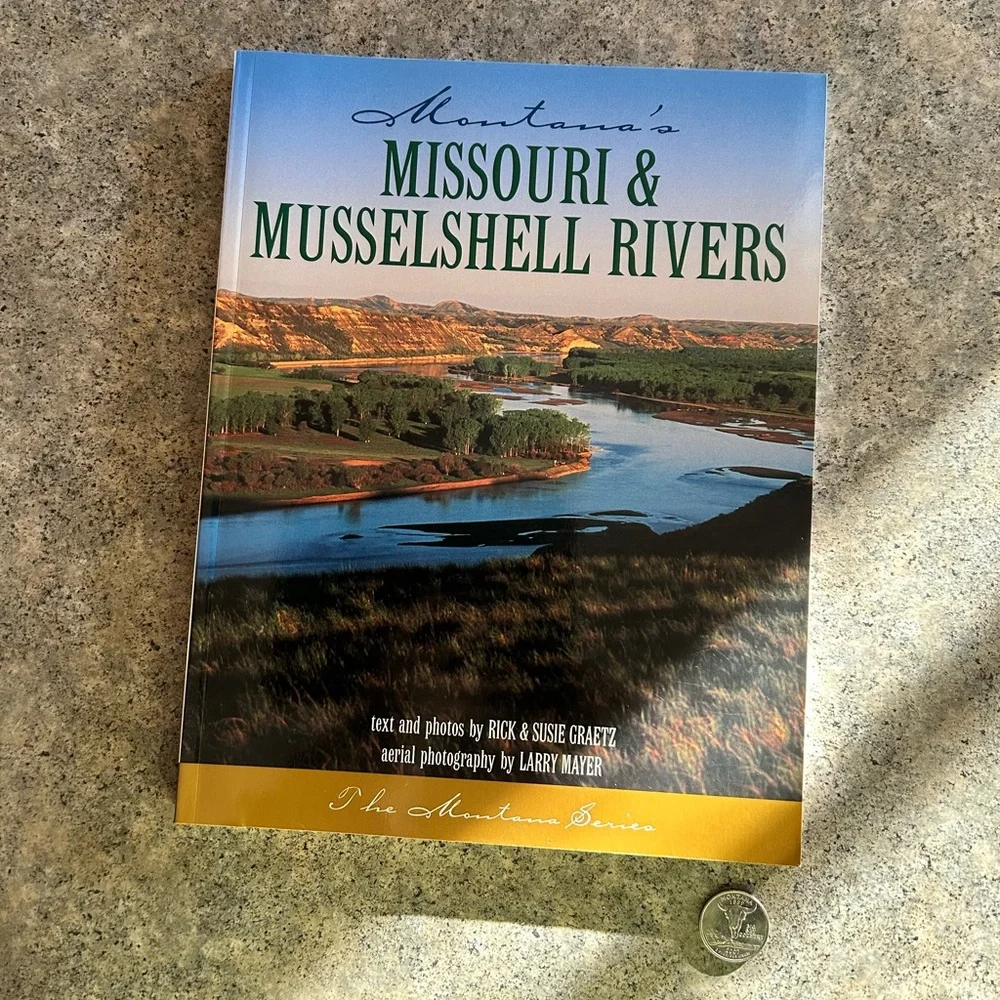 📕Vintage Montana’s Missouri & Musselshell Rivers [Graetz] Western Decor Book